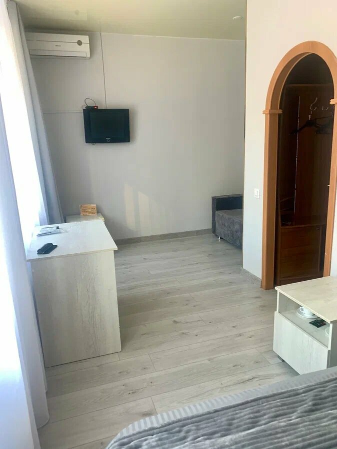 Гостиница У двух львов Киров-81