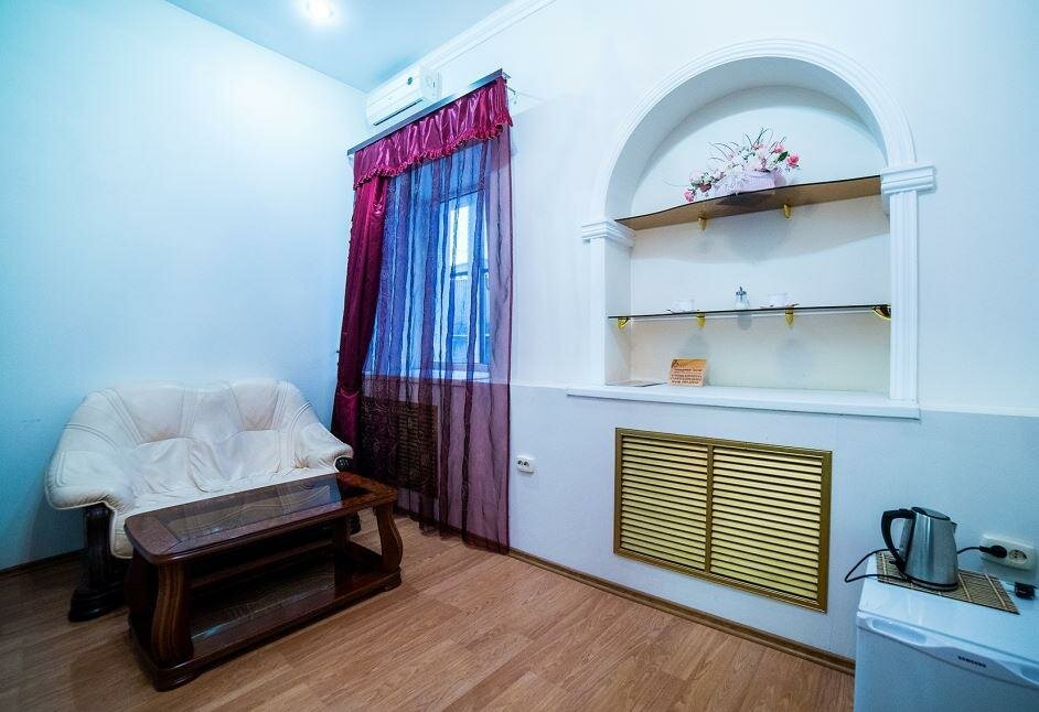 Гостиница У двух львов Киров-42