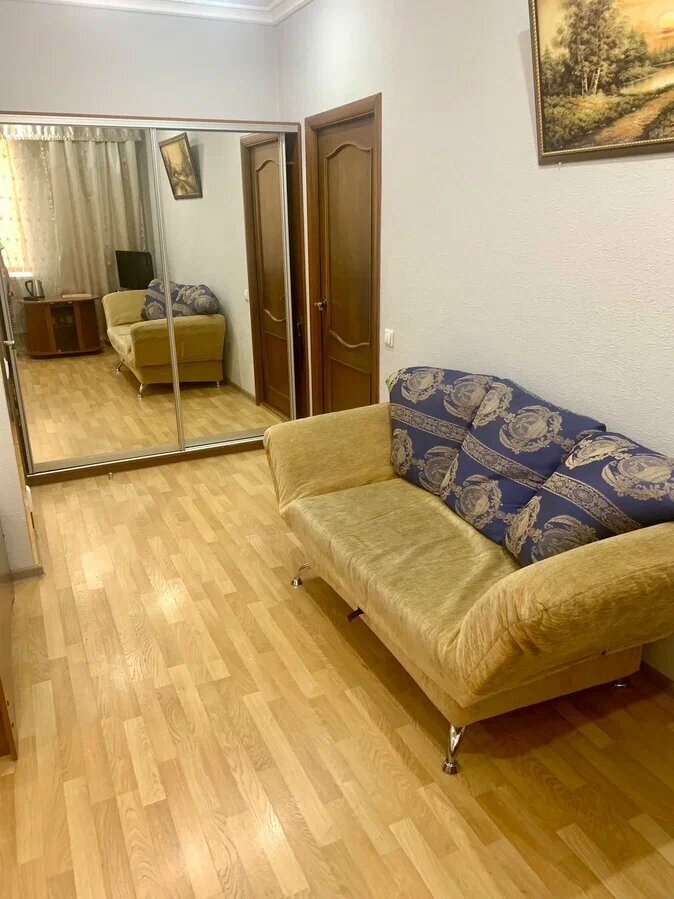 Гостиница У двух львов Киров-85