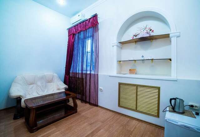 Гостиница У двух львов Киров-41