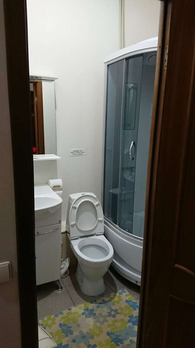 Гостиница У двух львов Киров-168