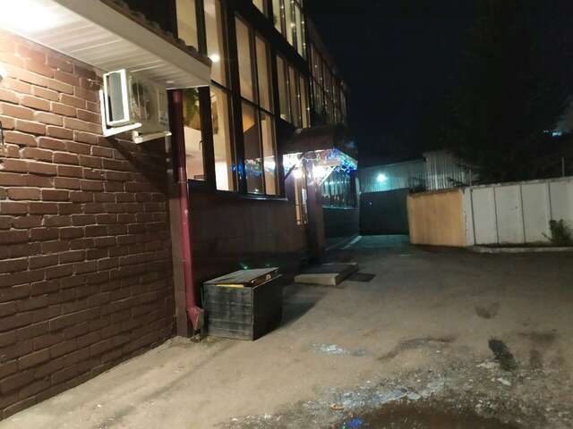 Гостиница У двух львов Киров-37